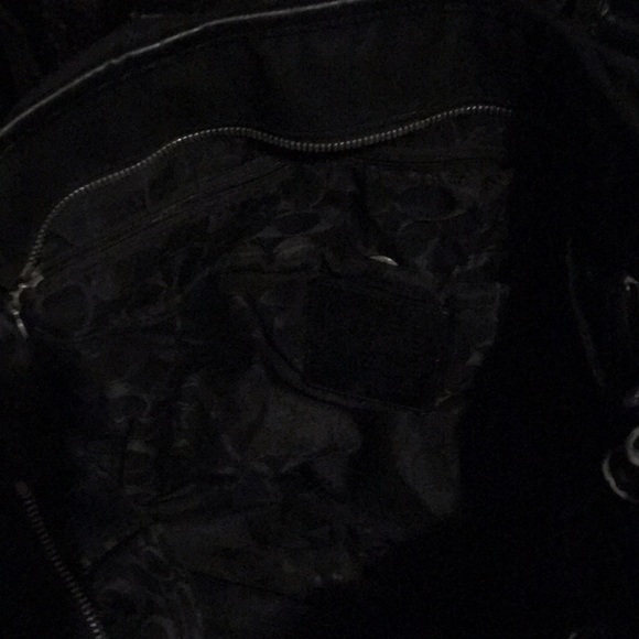 Coach - Picture 3 of 9